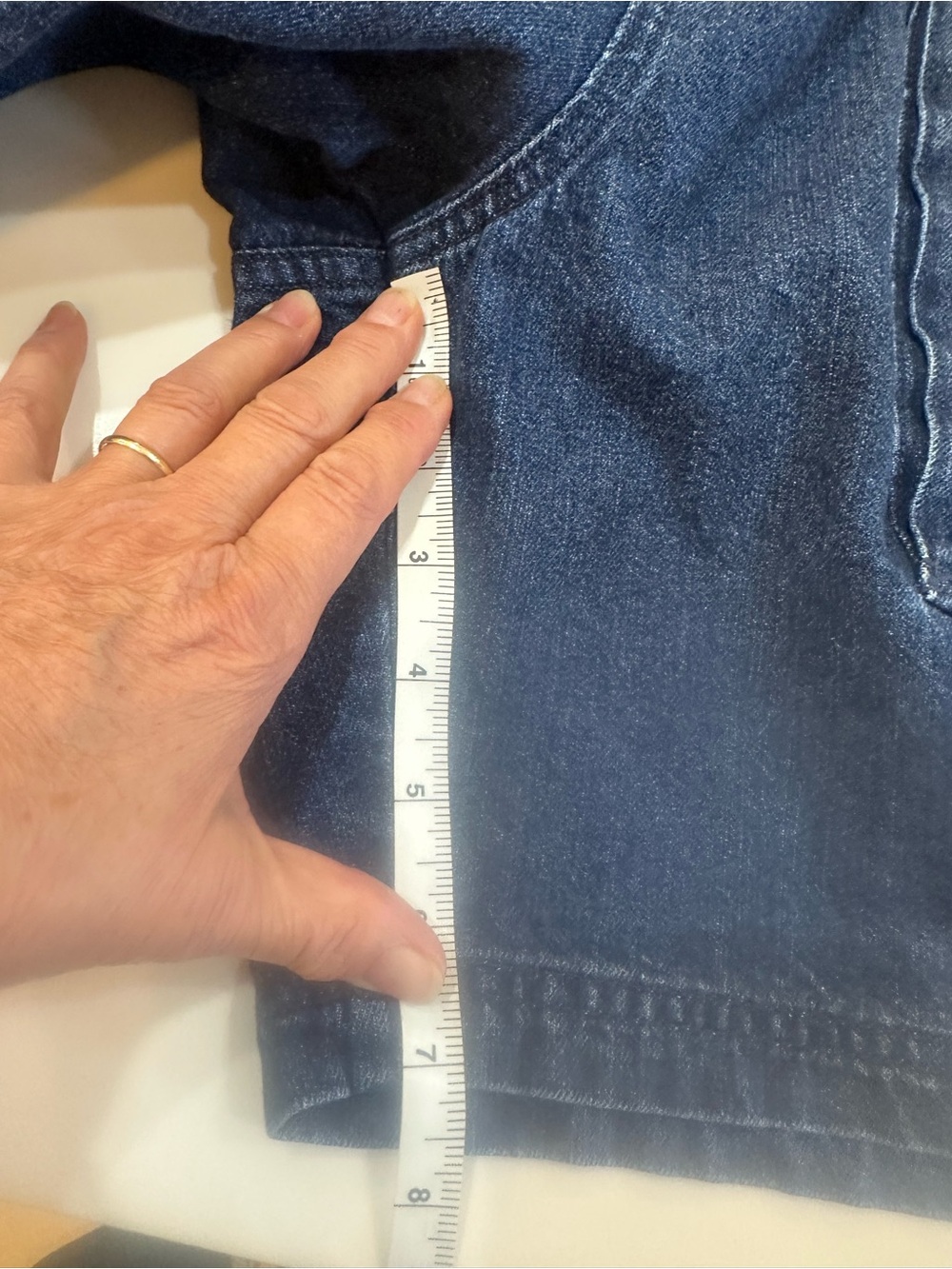 Croft & Barrow Men’s Dark Blue Denim Cargo Shorts Elastic Sides 6 Pockets Sz 38 - Picture 5 of 9